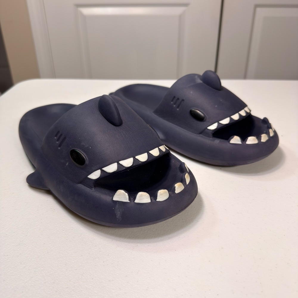 Shark Cloud Slides Navy Blue EVA Foam Sandals Mens 10-11 EU 44-45 Streetwear Y2K